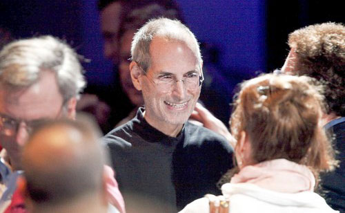 Steve Jobs smiling in San Francisco 9/9/09